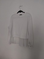 Biała bluza z falbaną L