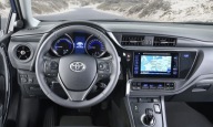 Toyota Auris II radio nawigacja panel klimatyzacji ramka dekor deski kokpit