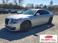 Chrysler 300s V8, radar, 2023 5.7 Benzyna 363KM