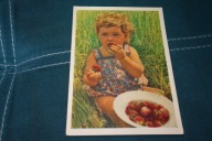 DZIEWCZYNKA Z TRUSKAWKAMI