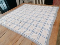 SKANDYNAWSKI DESIGN NATURALNY OBRUS MEREŻKOWE KWADRATY KONICZYNA 118 x 123