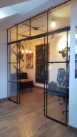 Drzwi szklane loft przesuwne ścianka szklana