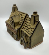 ciekawy ceramiczny budynek koszary sygnowana - kolekcjonerska