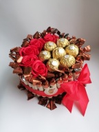 KOSZ SŁODYCZY PREZENT KONAFETTO FERRERO DZIEŃ BABCI DZIEŃ DZIADKA CZERWONY