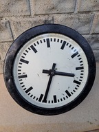 Stary zegar z PRL-u. Świebodzin.