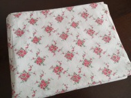 TKANINA BAWEŁNIANA POŚCIELOWA. 1000 / 79 cm.