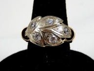 BARDZO PRZYJEMNY ZŁOTY PIERŚCIONEK ART DECO