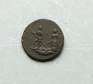 BARDZO CIEKAWY STARY MAŁY GUZIK Z WIEJSKĄ SCENĄ RODZAJOWĄ