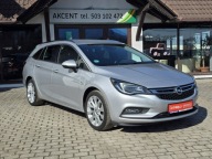 Opel Astra Pełny swerwis ASO Opel, Innovation