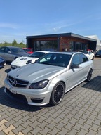 Mercedes Benz C63 AMG PERFORMANCE