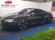 Audi R8 Coupe 2021 5.2 Benzyna 562KM