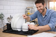 SUSZARKA OCIEKACZ DO NACZYŃ STOJĄCA NA TALERZE KUBKI SZTUĆCE POJEMNA CZARNA