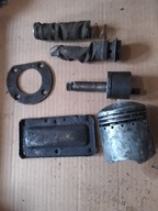 Junak m10 m07 pompa oleju pozostałości silnikowe oryginał prl.BCM!!!