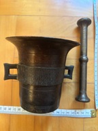 zabytkowy, stary moździerz aptekarski lub kuchenny XIX w. chyba z brązu