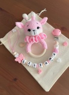 Zestaw-personalizowana zawieszka do Smoczka+ grzechotka na szydełku