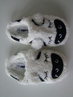 Ciepłe Kapcie Pepperts!