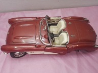 model zabawka BBURAGO CHEVROLET CORVETTE 1957 1/18
