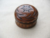 ZAKOPANE przedwojenna DREWNIANA SZKATUŁKA PAMIĄTKA Z ZAKOPANEGO