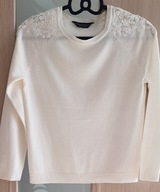 sweter biały z haftami _____38