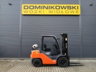 WÓZEK WIDŁOWY TOYOTA 02-8FGF30 2015R. LPG TRIPLEX WYNAJEM SPRZEDAŻ SERWIS