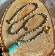 Naszyjnik handmade Turkus literka V