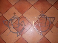 ŁADNA STARA KRATA Z MOTYWEM RYBY