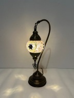 Lampa stołowa wykonana techniką mozaiki tureckiej.