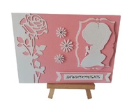 ZAWIADOMIENIA KOMUNIA DZIEWCZYNKA KLĘCZĄCA RÓŻA C6 RÓŻ - BIEL