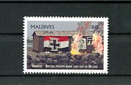 A53444)WW 2: Malediven 2385**, Brennende Baracke im KZ Bergen-Belsen