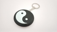 Etui Yin - Yang w formie breloka do Apple AirTag 1 / 2