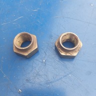 fiat 126p nakrętka piasty koła 2 szt