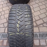 Opona zimowa Pirelli Winter SottoZero 3 225/50R17 98 H