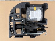 Wkład bagażnika Toyota Prius III 6477-47050