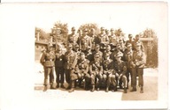 WEHRMACHT TRZECIA RZESZA -zdjęcie grupowe ŻOŁNIERZE -format pocztówkowy