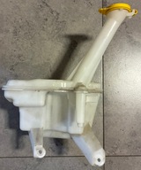 Zbiornik Zbiorniczek spryskiwaczy płynu pompka yaris III