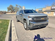 Chevrolet Silverado 2021 CHEVROLET SILVERADO K1500 LT 5.3 Benzyna 355KM