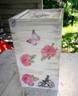 Pudełko z pokrywką dekoracyjne biały