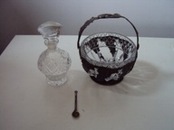 CUKIERNICA Z MOTYWEM WINOROŚLI