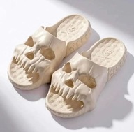 Beżowe klapki czaszki szkielety antypoślizgowe wkładka 25 cm rozmiar 37-38