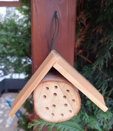 Domek dla owadów pszczół zapylaczy murarek