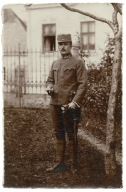 WOJSKOWY AUSTRO-WĘGRY MUNDUR SZABLA CZAPKA PAPIEROS WĄSY