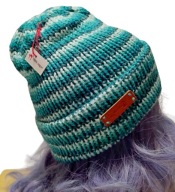 Ciepła, morsko-miętowa czapka w paski, wegańska, handmade, unikat