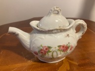 Porcelanowy imbryczek czajniczek – róże, złocenia, LOVE vintage