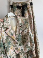 Garnitur w kwiaty wiosenny