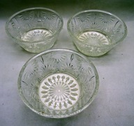 3 miseczki salaterki kryształowe PRL średnica OK 7 cm