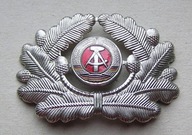 NRD DDR odznaka na czapkę oficerską wojsk lądowych