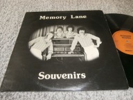MEMORY LANE Souvenirs