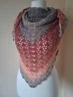 Chusta ręcznie robiona na szydełku, szer. 160cm x wys. 80cm,wełna, K1