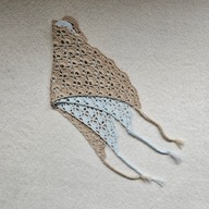 Chustka dziecięca na głowę, ręcznie robiona na szydełku, ok. 3-6 msc, kolor