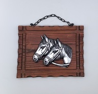 Konie - zawieszka na ścianę deska z dwiema głowami koni - vintage - 22cm